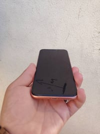 آيفون XR • ٦٤ • فيس أيدي شغال