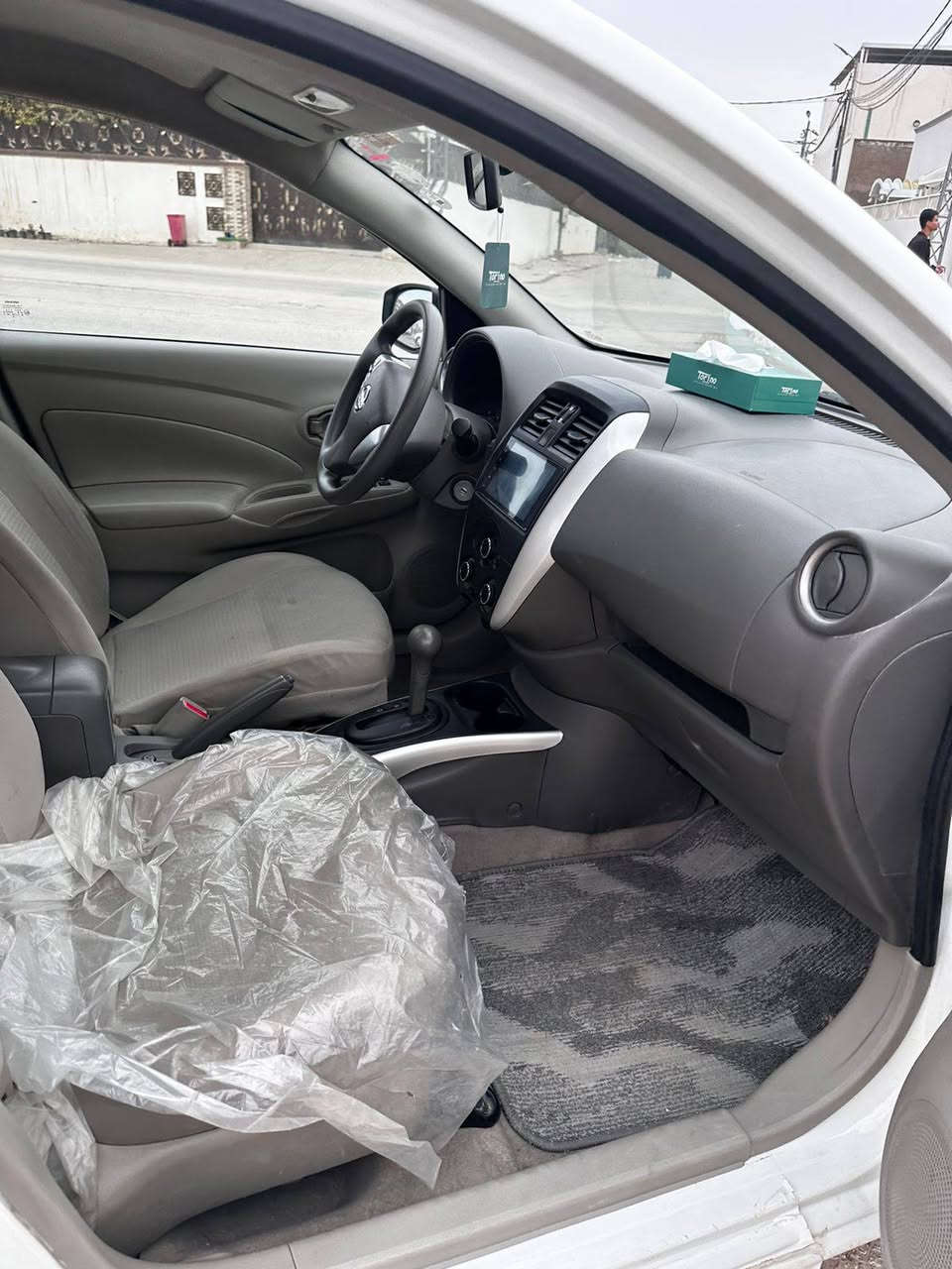 سلام عليكم نيسان صني مصري موديل2024 السعر118وبيها مجال بسيط
السياره كفاله
مكاني النجف الاشرف للاستفسار***********
