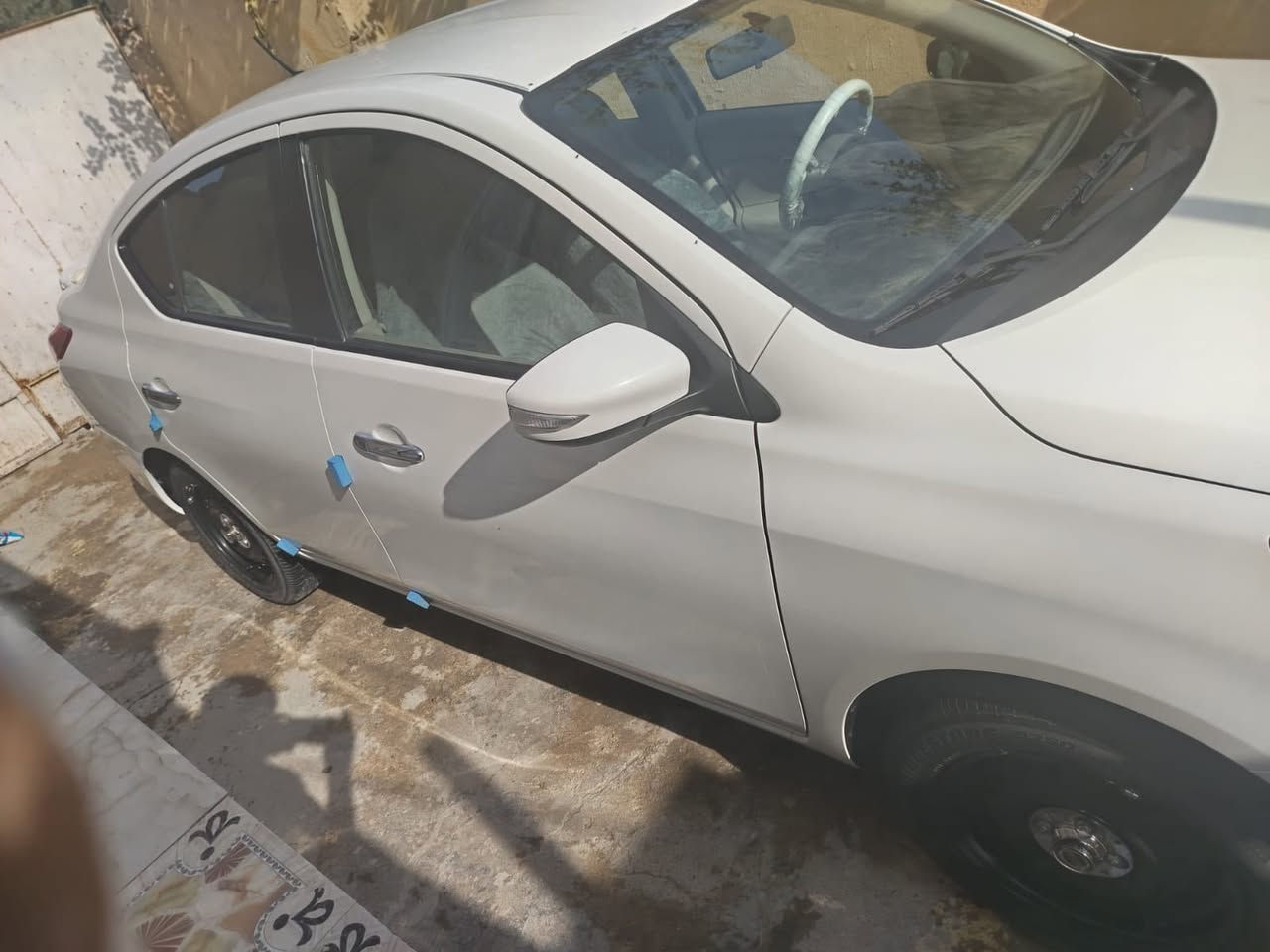 نيسان سني مديل2025سياره جدا جديده ماشيه30بعده ريحت الشركة بيها السبير مانازل سنويه 2029
تبريد امامي وخلفي اشاير بالمري
شاشه حساسات 
يدات نيكل  باسم شركة تريد تحويل تريد وكاله  سعر123)
***********
مكان سياره بصرة
