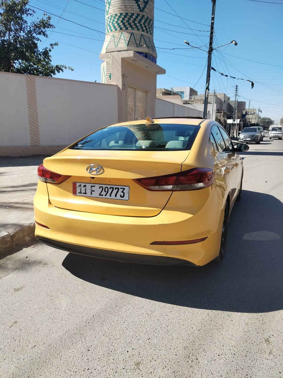 السلام عليكم الانترا موديل 2018 وارد امريكي حادث بنيد نفس راجع  وجاملق تبديل اصلي نفس لون  شرط بدون  كفاله شواصي و لغود 
مكينه وگير وتخم تاير وصدر خير من الله
منضومت غاز بيه كامله  
فول مواصفات واحد ع واحد 
سنويه بسمي مصفر من كلشي 
سعر 122وبيه مجال 
مكان بغداد سيديه 
***********
