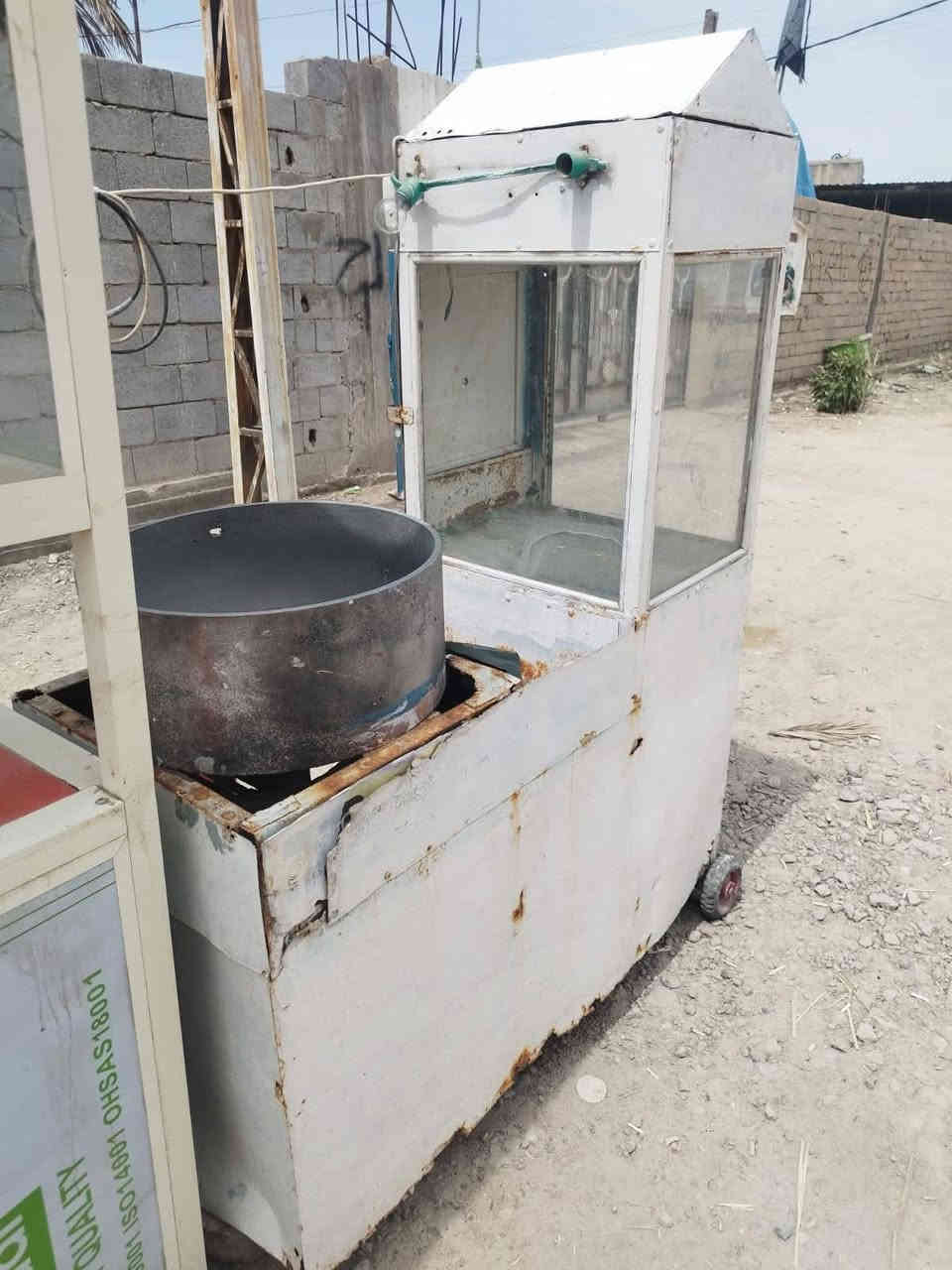 للبيع مكينه حب جاهزه شغاله 
العنوان / بصره القرنه بني منصور 
***********
