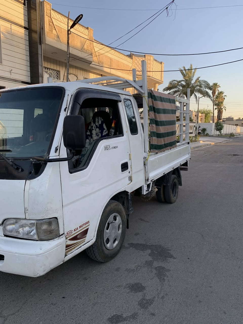 السلام عليكم
كيا فونتيره  1998
* 6 جنكال ،  محرك 3000 نظيف (مفتوح) ،  گير نظيف ، كلج جديد ،  باور جديد ، أكسل نظيف ،  باتري جديد،  صدر جديد ،  تايرات جديدة ،  سلف جديد ، كشنات جديدة ،  راديتر جديد (ماء أخضر) ،  بريك ممتاز ، هايند بريك شغال ، جميع الكهربائيات شغالة بالكامل ،  شاصي سليم

* سنوية نافذة لغاية نهاية 2027 ، السيارة باسمي ،  جاهزة مالـجناي

📍 العنوان: بغداد – البلديات – قرب الإطفاء
 السعر: 53 ، ويوجد مجال حگ الجية .

للتواصل:
*********** واتساب
