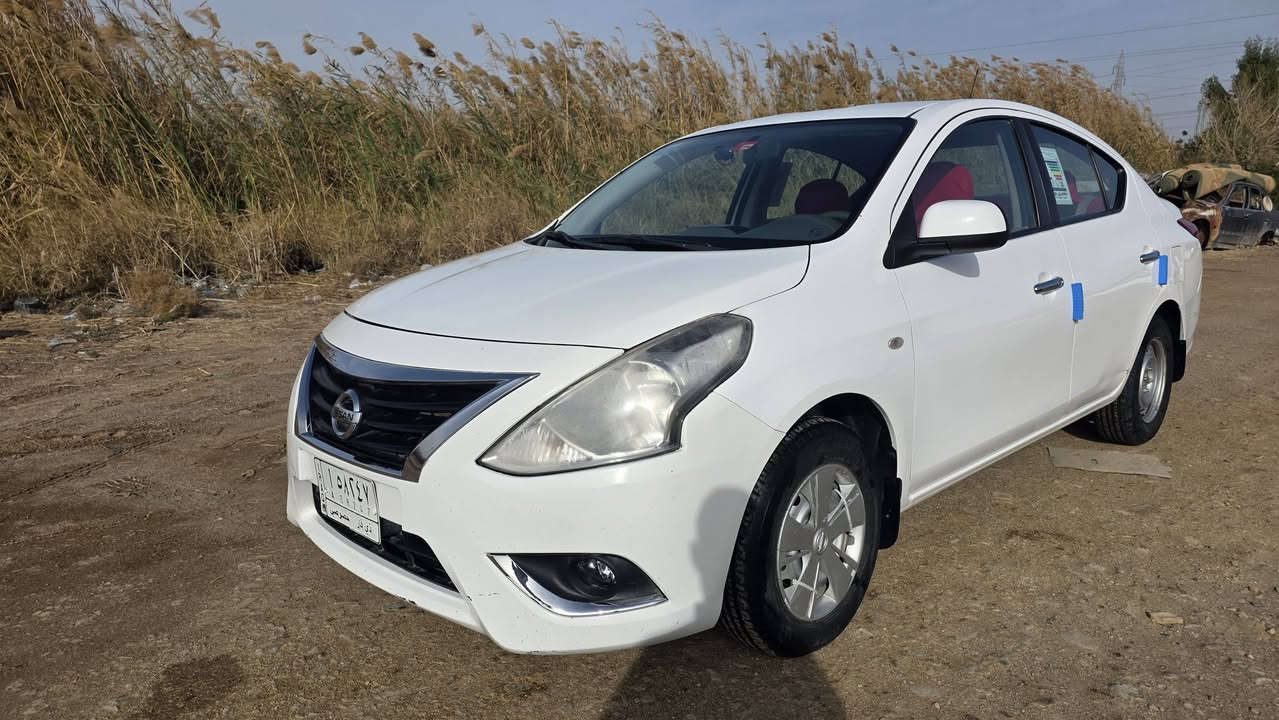 نيسان صني هندي علامة الزركة 
موديل ٢٠٢٣ معوقين ذي قار 
 بيها ضربة بقبق الصندوق 
مواصفاتها معروفة 
شاشه كامره خلفيه حساسات كامرة حوادث ( داش كام ) 
الارضيه جلد 
تايرات جدد باتري جديد 
ماشية بحدود ٨٥ الف
السيارة جاهزة 
السعر ١٠٦ وبيها مجال للشراي
الخاص مفتوح  للاتصال ***********
صورة الفحص موجوده ويه الصور 
مكان السياره الرفاعي ذي قار
