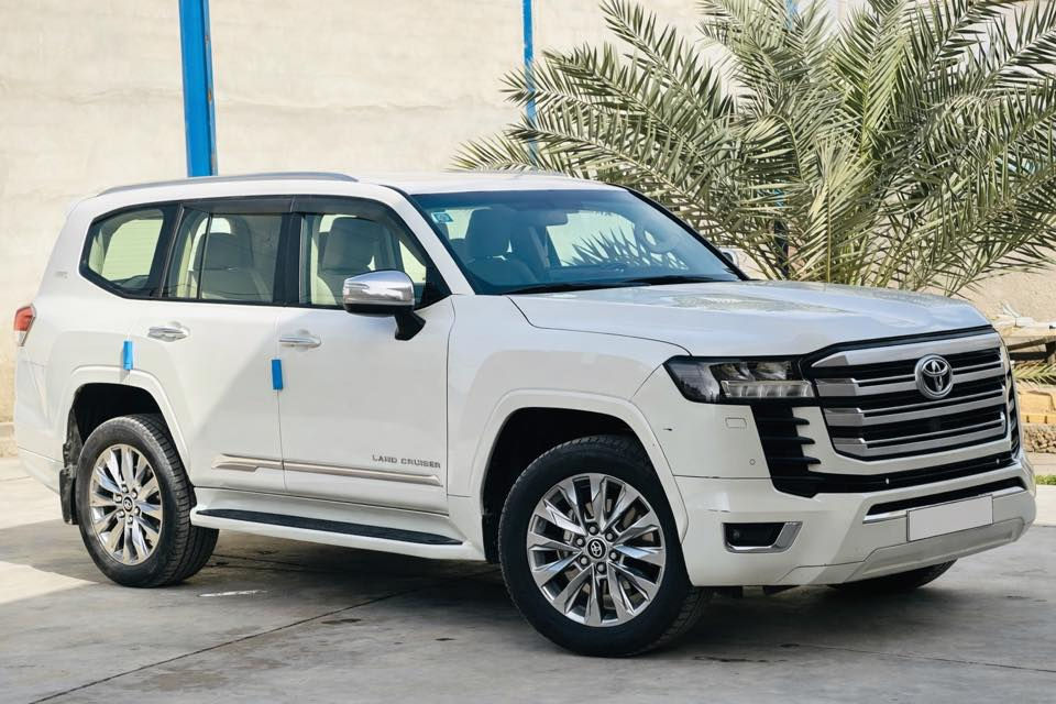 اللهم صلي على محمد وال محمد
لاندكروز gx 2022 تنفس طبيعي 
رقم بغداد ب اسمي الانكليزي الجديد 
جنطه شفط
٣شاشات ام تطبيق
بصمه ابواب 
ويل كب مال فول 
ثلاجه
سايد بريك بصمه 
حساس امامي خلفي 
تحكم ستيرن 
طفايه حريق 
السياره كفاله عامه ماشيه ٦٧
السياره ما ناقصه برغي وشرط الفحص من كل النواحي حداديه كير ومحرك ب جيس
شباك اصلي مال 24
مكان السياره الديوانيه 
السعر :539وماكو ب هيج سعر 
الاتصال فقط على الرقم ***********
او:***********
او:***********
