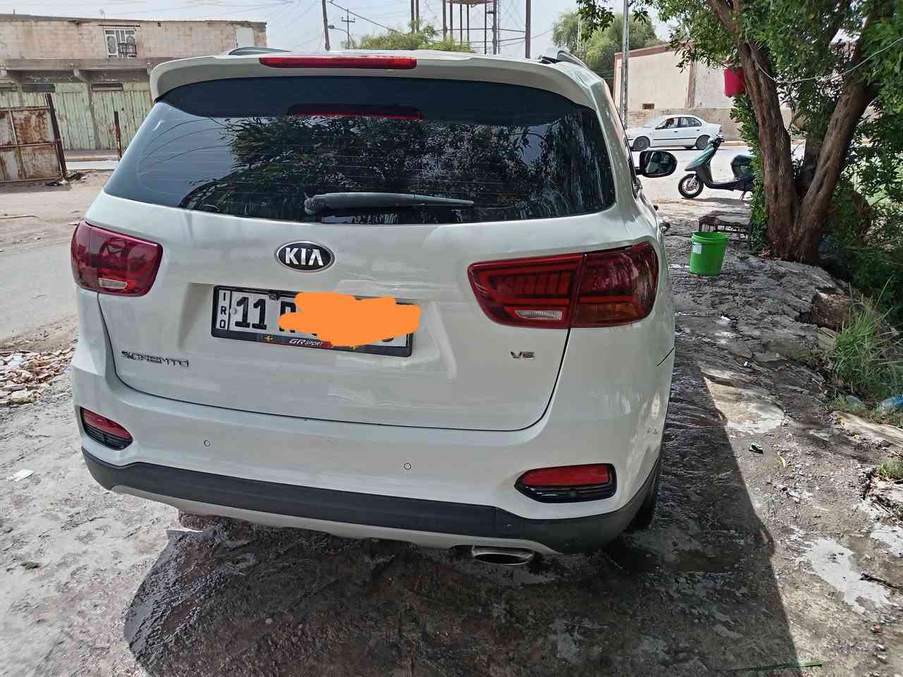 سورنتو ٢٠.كويتي فول. ٦سلندر ٧راكب.. مكينه كير تبريد حداديه تخم تاير كله شرط.. ماشيه ٨٠.. بيه صبغ عام بدون تبديل.. ١٦٥..بيه مجال رقم بغداد دولي سنويه ل٣٠.. ***********
