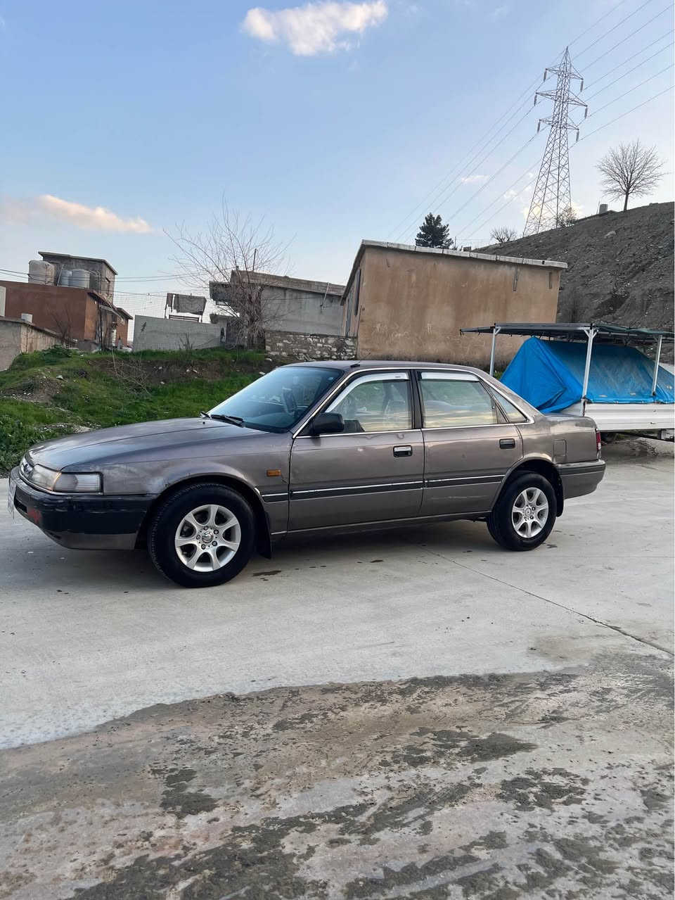 مازدا مۆدێل٨٩ مەکینە هەشت و بەخ چوارجام کارەبا گێڕ عادی چوار تایەی ویلی لۆکی لە ژێرە سەنەوی بەناوی خۆمانەوەیە هەموو گیانی بەشەرت یەک دینار مەسرەفی تیا نیە بەشەری دە فیتەر سعر ٣٣ کەمێک مەجال
***********
*********** دخان, السليمانية
