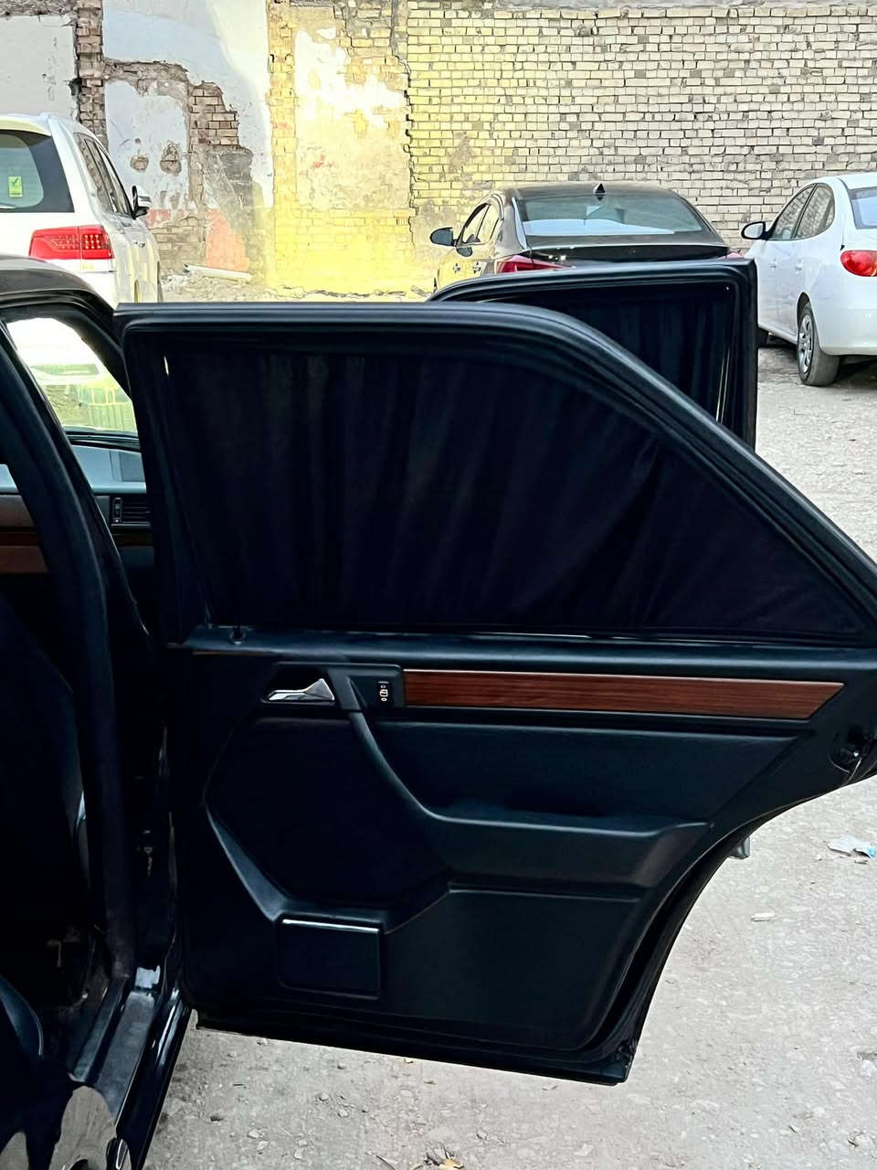 مارسدس دب موديل ٩٢ 
كير ومحرك كفاله لا تنقيص ولا تبخير 
محور VVTi ٣٠٠٠  السياره خير من الله 
فتحه كشنات كهرباء 
كهربائيات شغاله بل كامل 
تبريد ثلج السياره مال جناي وحلوه  
رقمها صلاح الدين باسمي 
مكان السياره كربلاء الحسينيه العطيشي سعر السياره ٦٢ وبيها مجال بسيط 
رقم الهاتف ***********
