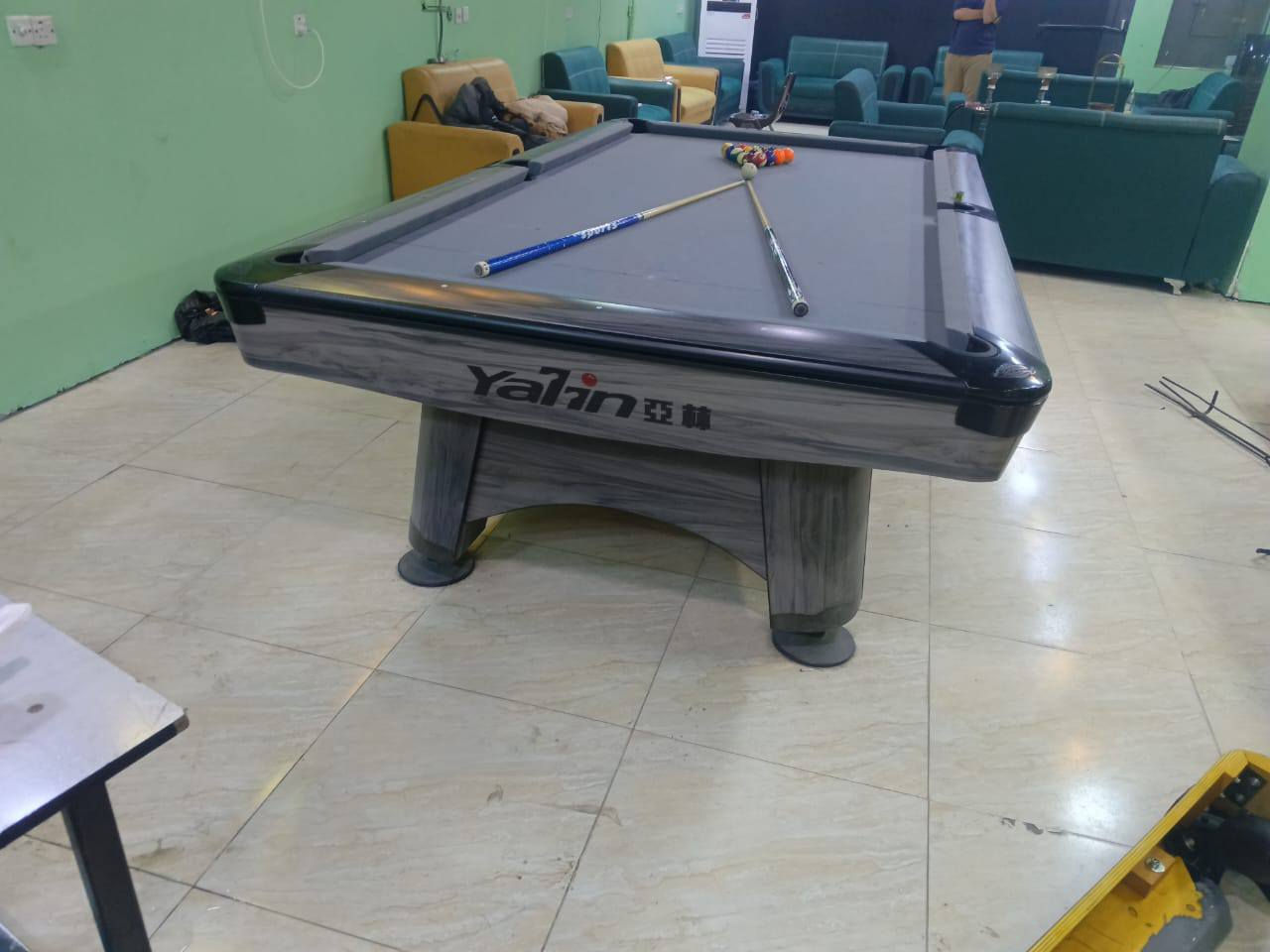 ميزين يلن للبيع نظافه 100%100. موديل حديث الاستفسار. ***********
