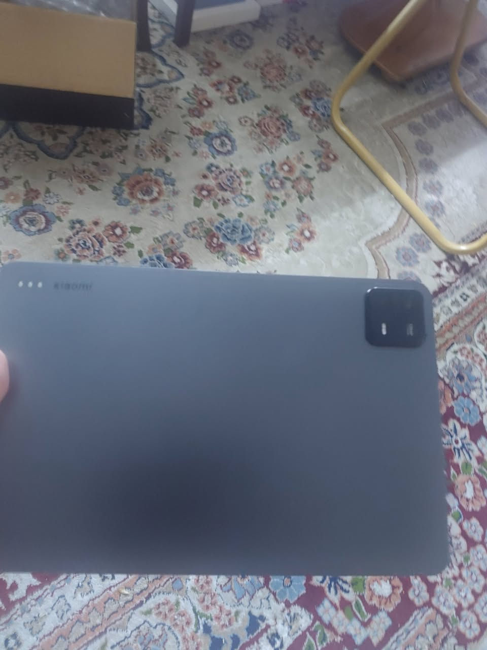 شاومي باد 6 ذاكره 256 نظيف جدا بيه طخه بسبطه جدا بالشاصي وياه كارتونته وشاحنته وحافظتين دفتريه وكفر شفاف
السعر 300 قفل 
اذا السعر يناسبك وما تعامل اتصل على
***********
اني من بغداد الدوره وعندي توصيل لكل العراق

