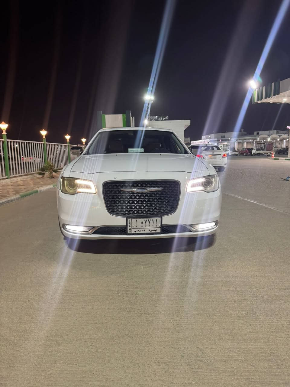 السلام عليكم
اوباما موديل 2016 

السنويه منتهيه تحول حره بأسم المشتري 

السياره حادثها جاملغ خلفي موضح بالصور وهنا تبدل بيها جاملغ امامي الايسر 

بدون ايرباكً 

السياره c فول عدى الرادار والحساس 

مكان السياره البصره 

السعر 195

***********
