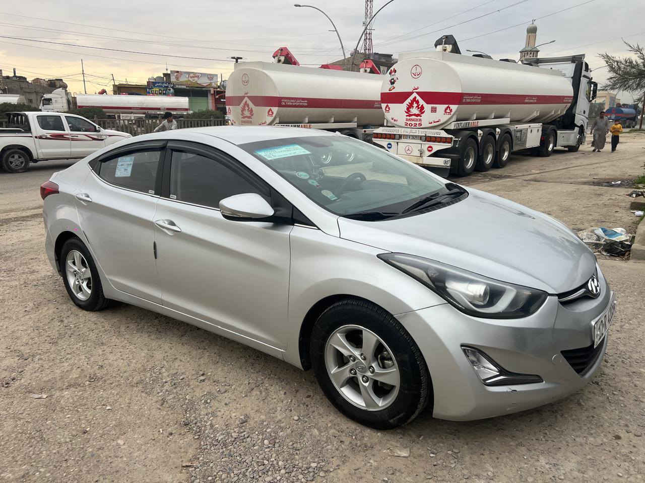 السلام عليكم 
افانتي ( السونار مرفق مع الصور )
موديل 2016 
رقم نينوى الدولي 
وارد خليجي 
كابون بأنزين 
كير توماتيك شرط
محرك 16 GDi بي نفخ 
منظومه غاز
تبريد وتدفىه 
سياره ضررها موضح بالصور السونار 
شرط التحويل 
السعر125$وبيها مجال 
🛑ملاحظه مهمه
 يرجى الاتصال من  الساعه 9 صباحأ إلى الساعه 9 مساء
#العنوان موصل الجديده شارع بغداد مجاور سنتر بغداد
#مكتب ال رزان للسيارت
***********
***********
