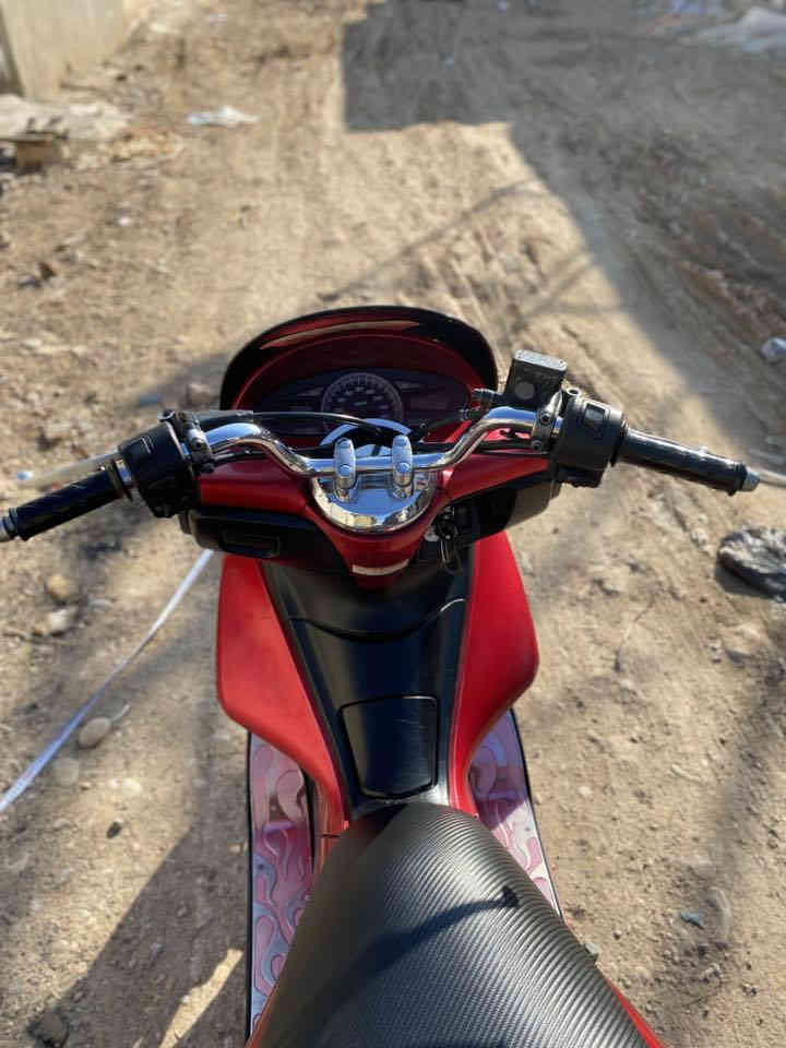 سلام عليكم دراجه بي سي اكس ميه وخمسه وعشرين دراجه مكفوله مكينه ما مفتوحه. كهربائيات كامله شغاله حساس زدحام شغال دراجه ياباني العنوان بغداد فاكه حي نصر سعر. مليون. وستميه بيه. مجال. شي قليل.   ***********
