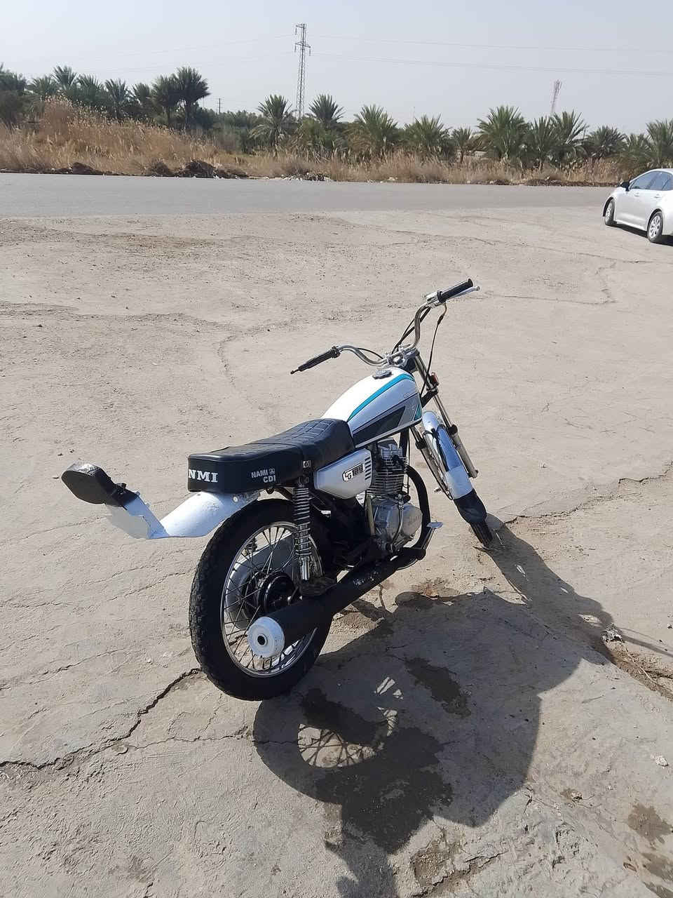 السلام عليكم دراجه للبيع نامه شلامجه 2022 كلك كلك الدراجه خير من الله شلعه ومعدل  الدراجه ماعايزها شي السعر 350 وبيها مجال حك لجيه.          مكاني حله ناحيه لنيل اتصل ***********
