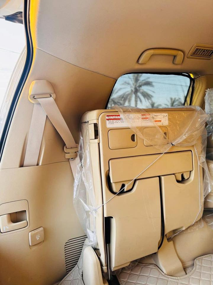 ‏‎
سلام عليكم 
 للبيع اومراوس بأقل سعر حسب القناعه 
لاندكروز  2017 GXR
ماشيه 138 الف  
ملاحظه( السيارة كفالة عامة  
گير و محرك بشرط كفاله 
________👇🏻المـواصـفـات 👇🏻___________ 
حساسات امامي خلفي 
كامرات 360 امامي وخلفي 
مري شفط ونظام ترحيب 
تبريد ثلاث قطع 
لايتات دبل عدسة + LED
فتحة    
نظام اقتصادي بانزين ECONOMY 
جلد كامل داخل بيجي 
بلوتوث وتليفون 
شاشة 
نظام مانع الانزلاق
نظام نزول المنحدرات 
اشارة في المرايا الجانبية
مخرج منفذ الطاقة ⚡
‏  Bluetooth / USB
شاحن هاتف Wairlees
وبعد بيهة هواية مواصفات 
جديدة جدا    
رقم بغداد بأسمي 
هزه جديده 
السعر 485     
                  الاستفسار الاتصال ع الارقام ***********
