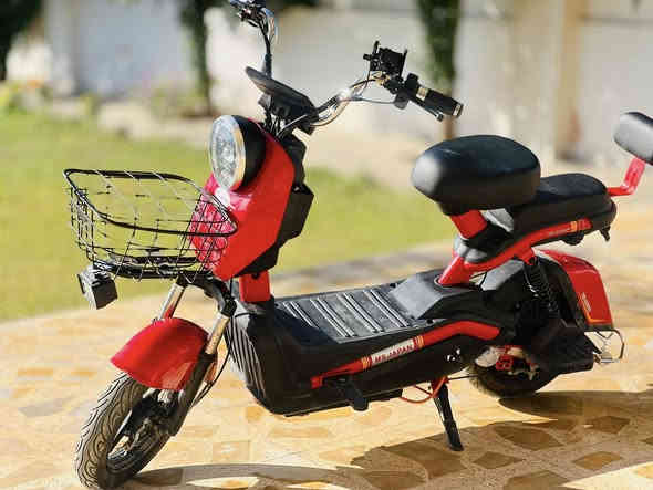 #للـبـيـع_دراجـة_شـحـن
#حـجـم_14_ضخم
#مـوديـل_2025 
#اربع_بطاريات_شرط_مايصرف_شحن
#سـرعـة_55

#كـامـل_بـدون_نـقـص
#الــســعــرر_260_وبي_مجال
#مكاني_بيجي_قرية_المزرعة
***********
