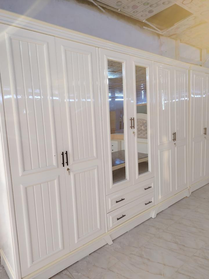 مرحباً بما انو جاي رمضان واكيد كل امهاتنا تعبانات ولازم ندللهن بكرسي الصلاه او سرير ابو النفر او بوفيات حتى يخزنن عراضهن والعرايس راح يجي العيد وعدنا غرف عراقيه باشكال التركي بأنسب الاسعار وحتى متوفر خدمه التقسيط لحاملي الكيكارد ويتوفر تجديد للاثاث بالصبغ وعمل جميع الاثاث بنجارة عراقيه وكلشي يجي بالكم اثاث نگدر نوفره للاستفسار على الأرقام التاليه 
***********
معرض داماك للاثاث المنزلي
