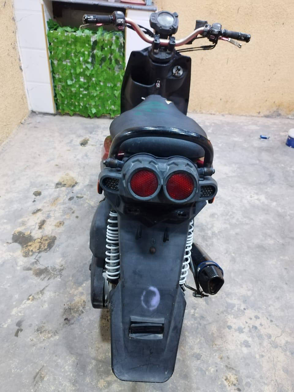 سلام عليكم دراجه للبيع كامله مكمله دراجع عله وضع الرمبه اوراق كامله قبل شهرين نزلته مابيه اي نقص بيهة صالنصه رياضي السعر 1.300 وبيه مجال مكاني بغداد الحسينيه مال الراشديه ***********
