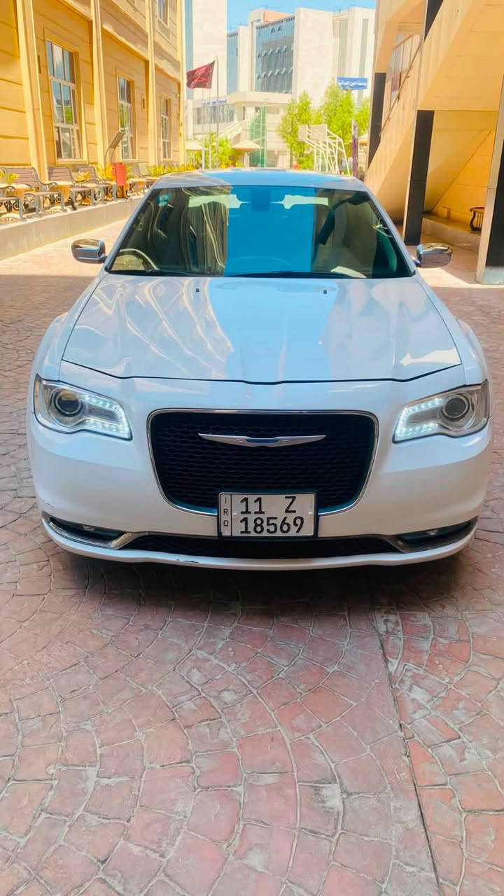 سلام عليكم
كرايسلر أوباما 2019  أصل
دخول جديد 
رقم بغداد  بأسمي

السيارة مال بيت جديدة 

ماشية 76  الف   m 

محرك 3600  

تو ويل اصل

بصمة تشغيل

بصمة أبواب

بصمة صندوق

شفتات ستيرن كشنات تتفه تبريد 
استيرن كهرباي  

حساسات امامي خلفي 

لايت زنون

نظام ترحيب دخول ذكي

نظام كار بلي

شاشة كبيرة

وبعد بيها مواصفات 

حادث بسيط جدا

بدون ايرباك 
بيه بنيد سرقه فقط وجاملغ مفتوح 

بدون ايرباك شرط الفحص والسونار

مكان السيارة ذي قار حي الشموخ  

الاستفسار على الرقم 
***********

السعر  245 بيه
