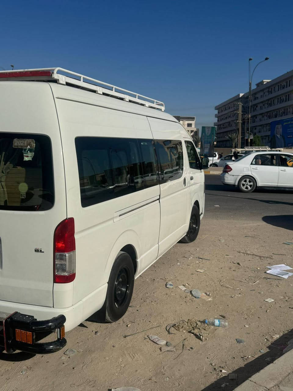 سلام عليكم هايس 15 بيهه صبق قليل جاهزه سياره حداديه تخم تاير برجستون مصفره هيئه وضريبه ومرور تحويل مباشر 
***********
