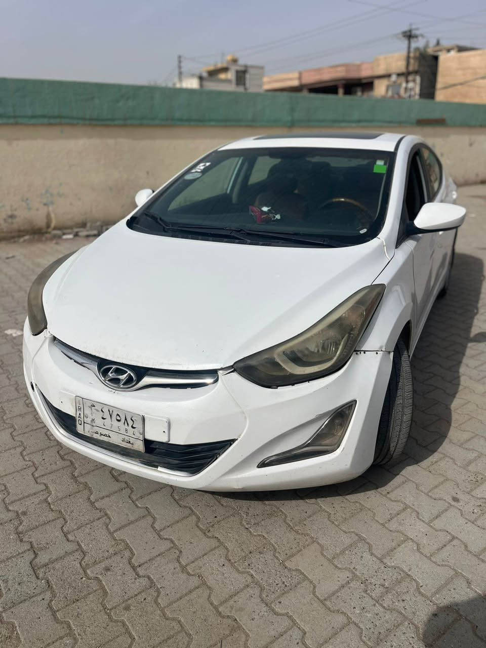 هيونداي النترا 2015 وارد أمريكي 🇺🇸
السيارة نظيفة ومرتبة
المحرك والشاصي بحالة ممتازة
مشي قليل، فحص جاهز
اللون أبيض، داخلية نظيفة
مكيف شغال 100%
السيارة ما تحتاج شي، دك وامشي

السعر: شدة و خمس ورقات 💵
قابل للتفاوض البسيط للجاد فقط
المكان: بغداد - الغزالية 
للاتصال: *********** بغداد, العراق
