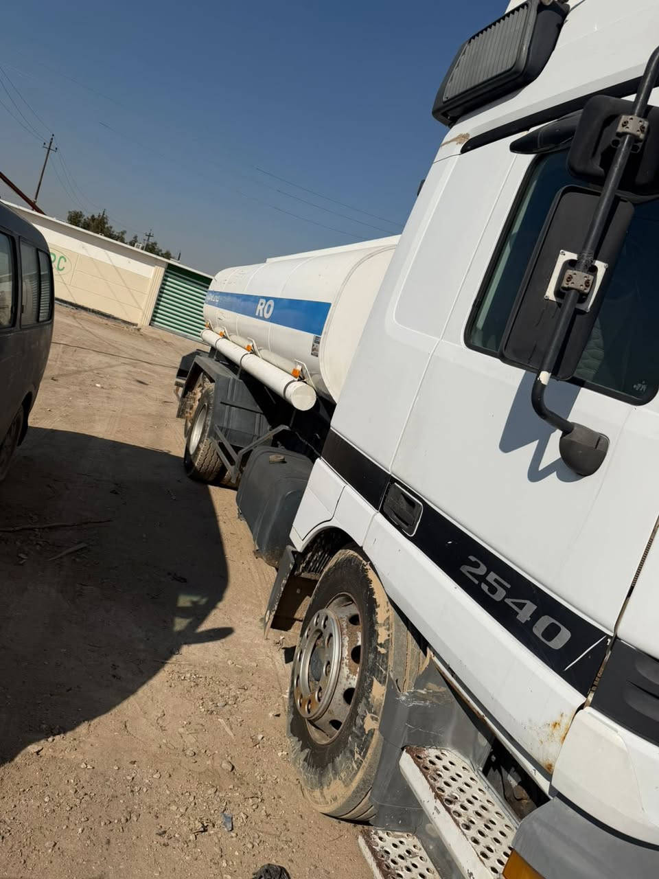 السلام عليكم للبيع مديل 2002 كفاله تخم تاير جاهز للعمل للاستفسار ***********
