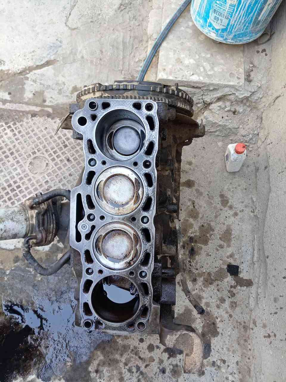 طابوكه محرك مفتوح سبورتج..
عوزها رنكات فقط سعر 150الف.. 
***********
مكاني بغداد
