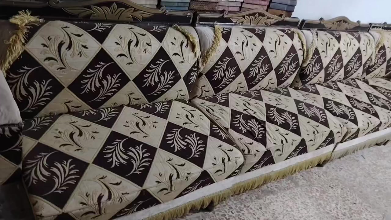 للبيع
***********
