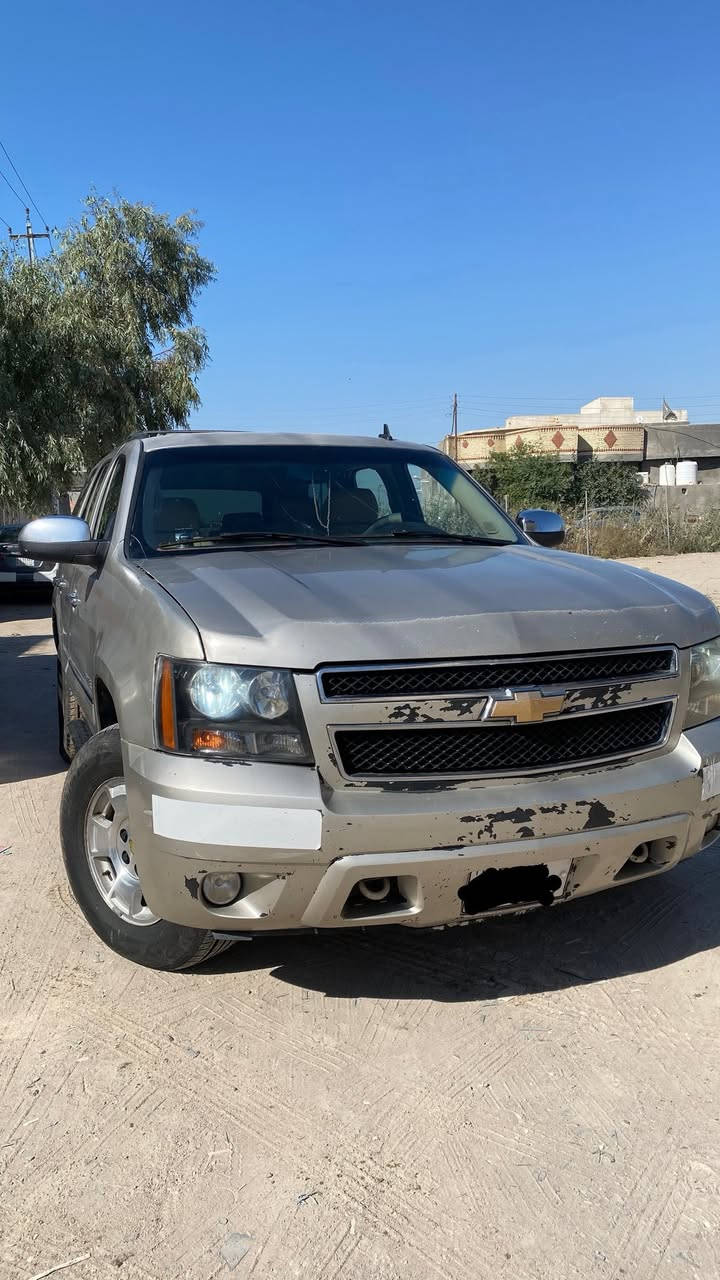 تاهو 2007 LT/ PLUS
بدون كصه 
متومه طبق الاصل 

كير ومكينه نشطات

فول عدا الفتحة

ويل وتخم تاير جديد 

تدفئة تبريد شغال 

تبريد 3 قطع 

تحكم ستيرن 

صندوق كهربائي 

كشنات كهرباء 

كشنات VIP 

مري جانبيات كهرباء 

اشاير ترحيب قفل وفتح 

رادار خلفي 

كامرة خلفية 

السعر 75 وبيها مجال 

مكاني البصرة 

للاستفسار 

***********
