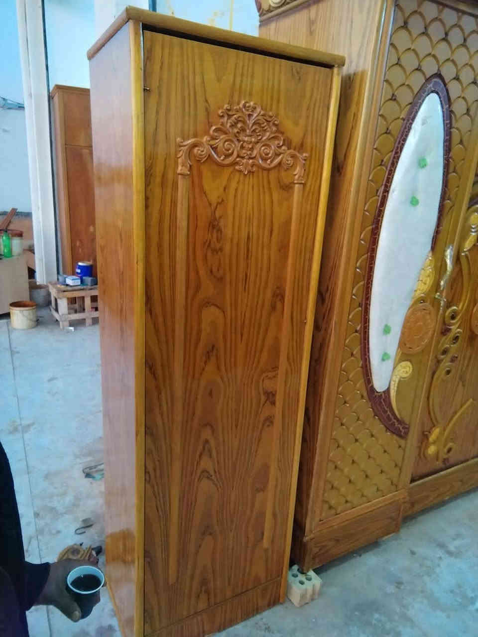 السلام عليكم غرفه كامله شغل درجه ثانيه ام الست بيبان نظيفه 90% نظافتها غرفه جاهزه وكامله اي نقص ما بيها موديل حديث السعر 550 الشامل والتوصيل مجاني داخل النجف *********** واتساب موجود
