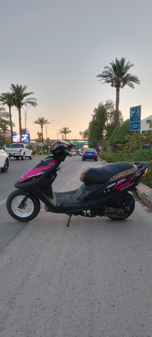 للبيع ماكس  جاي امشي بيه وطفت ابيع كوم حديد صالنصه رياضي كفرات اربع ولفات موشم WF  وياله رياضي صبغ شاصي سمنتي🩶 مكاني بياع سعر 275 الف ***********
