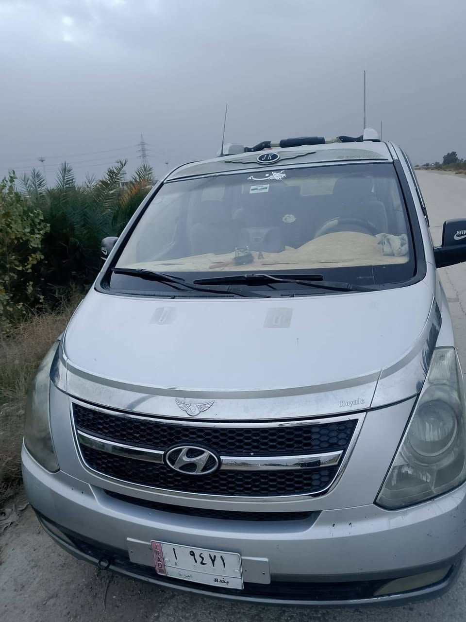 سلام عليكم 
ستاركس موديل 2009
رقم بغداد  بسمي السياره خير من الله  
مكفوله محرك مفتوح قبل شهر جفته نفض كله جديد وبم جديد 
غرفتها بلاديه تخم تاير  مال جناي السياره  صدرها نص عمره
تبريد فول 
عارضها ب 140وبيها مجال 
واذا اكو مراوس بنيسان ثليثيه زعره هم يرهم 
مكاني ابوغريب الحمدانيه  ***********هذا رقمي  وسونار موجود
