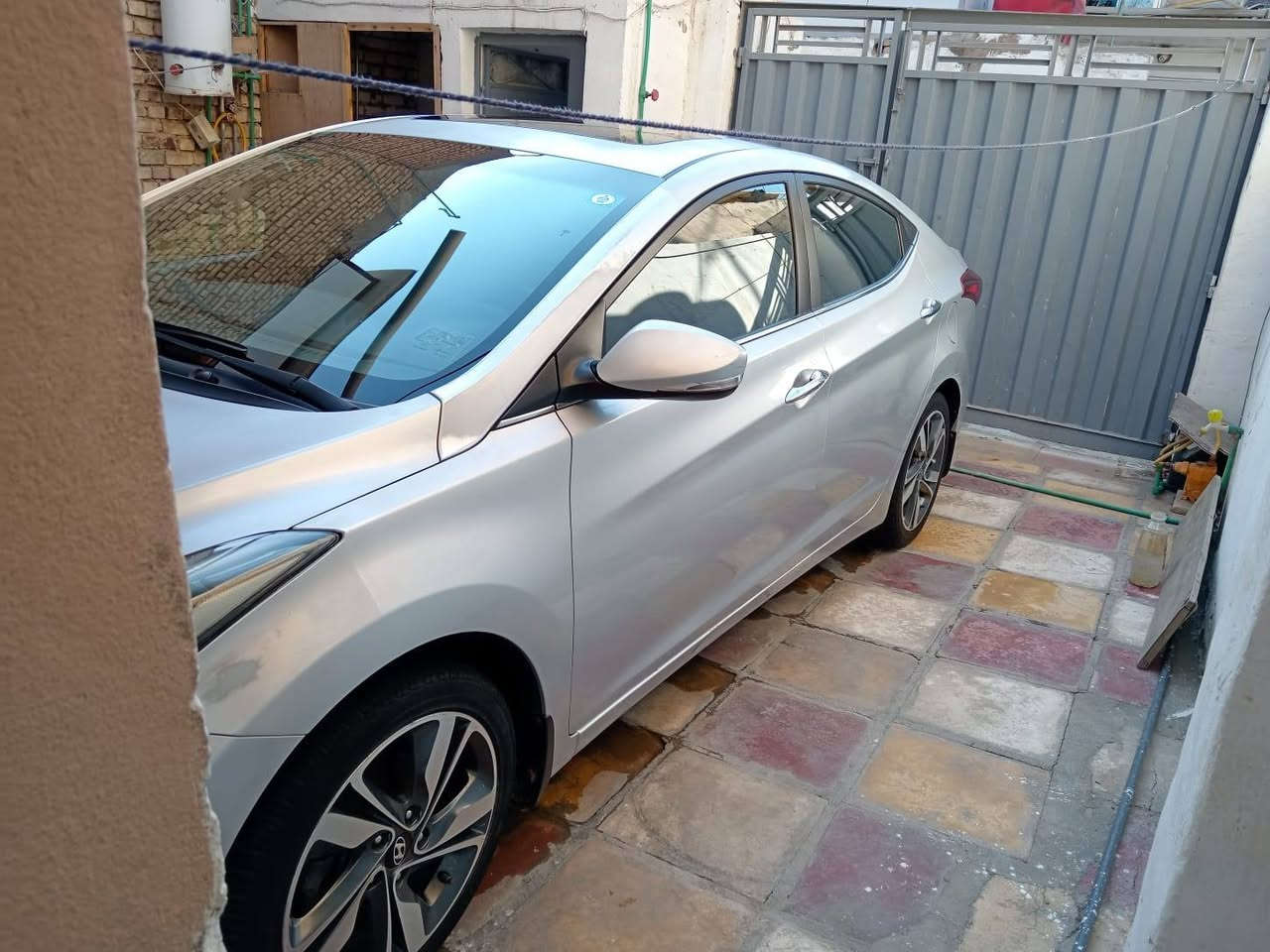 للبيع النترا2015 وارده خليجي لون سلفر رقم نجف انكليزي  بأسمي محرك  1800 فول اسويج مكفوله كفاله عامه فقط بيها  جراد الي واضح بلصور  بنيد قماره قبق صندوك تفاصيل اكثر ***********
