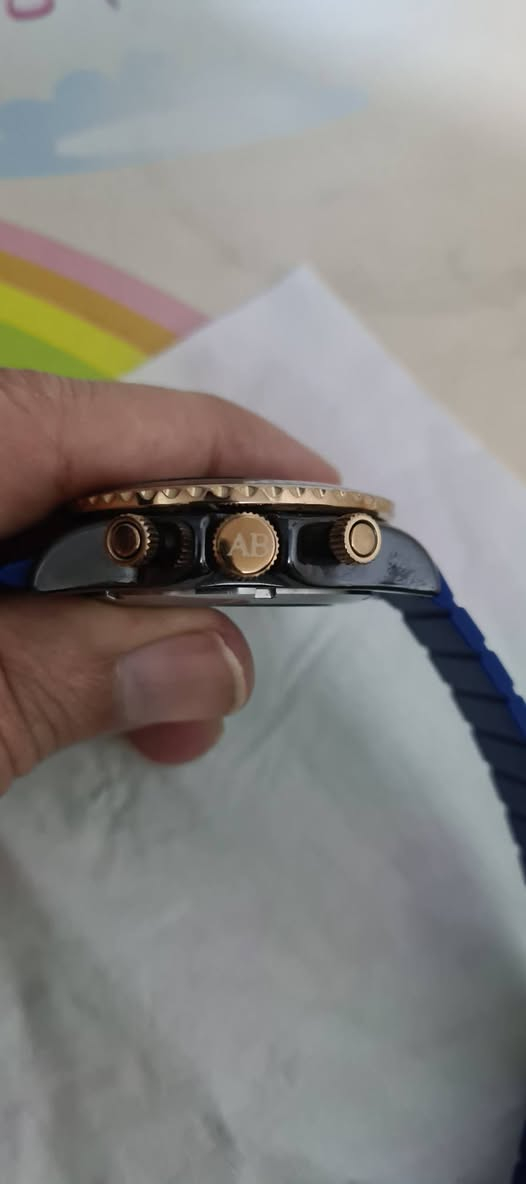 سلام عليكم ساعه اوتماتيك مراوس بسبحه سندلوس او كهرب ناعم


**إذا كنت صاحب هذا الإعلان وتريد حذفه لأي سبب، رجاءا أرسل رسالة إلى الدعم الفني**
