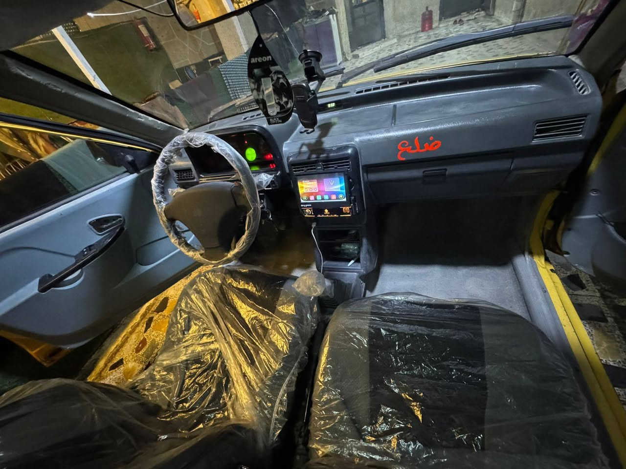 سايبا موديل 2011
سياره حلوه وخير من الله 

رقم بغداد 

بيها جاملغ جه السايق 
شرط التحويل 
ب25وبيها مجال 
مكان السياره بغداد 
***********
