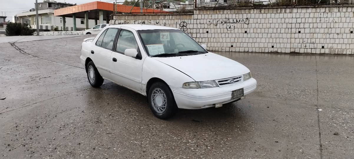 سەرتا بەناوی خوای گەورە  کیا سیڤیا مۆدیل1994  بۆفرۆشتن سعری16گەلاومەعامەلە   هەشتو بەخ بی   گێڕ عادی  نمونەلەجوانی چرکەی تیانیە  سەقفوشانی  لەگەڵ بۆنیدوو سنوقی  بۆیاخ نیە ئەشیا تەبریدی کامل پیوەیە چوارتایەو ویلی بیلادی لەژێر گاعی بیلادی تیایە سەیارەکە ماڵی دۆستە زۆر پاکو جوانە نمونەیە جوانی قفڵ مەرکەزی   ناوی جوانە دەری جوانە  شوین سەیدسادقم ژم ***********
