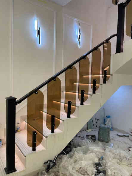 #_بجمال_بيتك🏫
دائمآ خلي اختيارك صحيح والافضل
 #_بالجوده #_والجماليه
الاختيار والقوه والثبات والمتانه اهم من كلشي ثم المصداقيه عنوان العمل  }
#محجرات_وابواب🇹🇷والمنيوم #_وكاونترات باانواعه 
• 💡توصيل 🚛 وكرسته🎢 وعمل 
للتواصل والااستفسار 
قسور الدامرجي} {***********}
