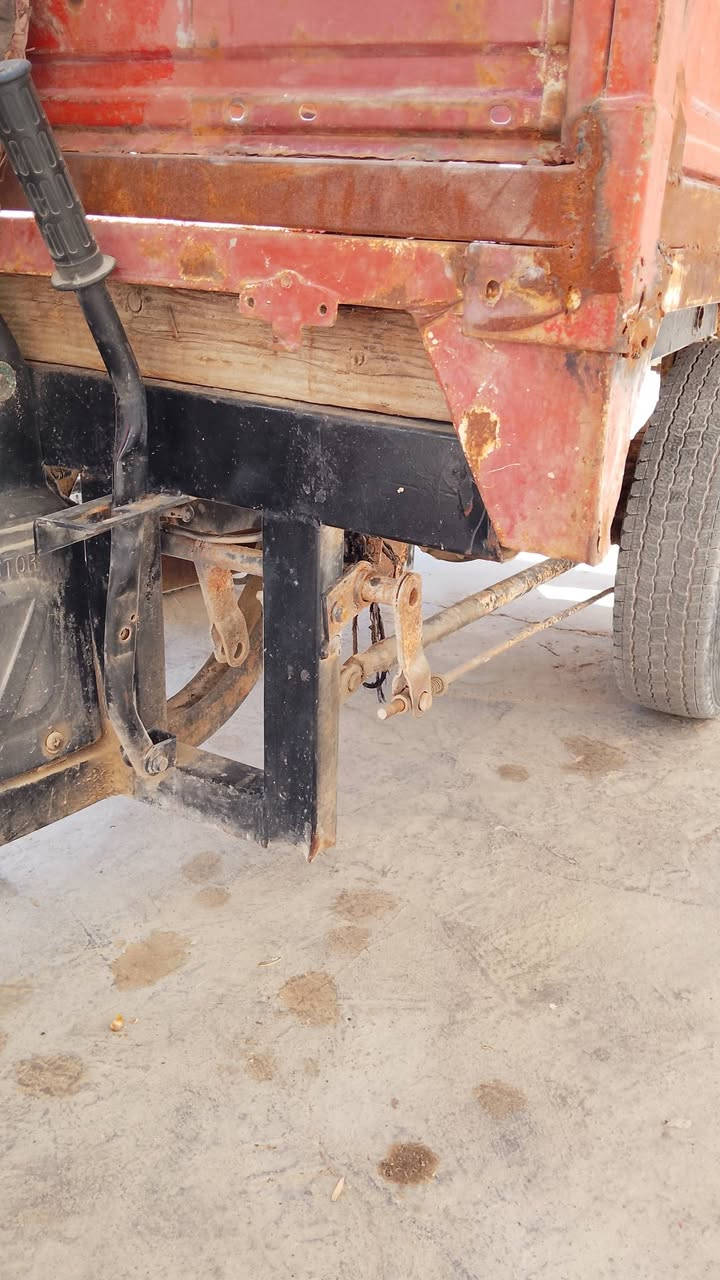 السلام عليكم 
ستوته للبيع كلك مديل 16
ستوتة نظيفة كهربائيات شغالة  
فقط بيها لحيم بالركبة 
سعر 675 وبيها مجال قليل 
مكاني نجف الخاص مفتوح


**إذا كنت صاحب هذا الإعلان وتريد حذفه لأي سبب، رجاءا أرسل رسالة إلى الدعم الفني**