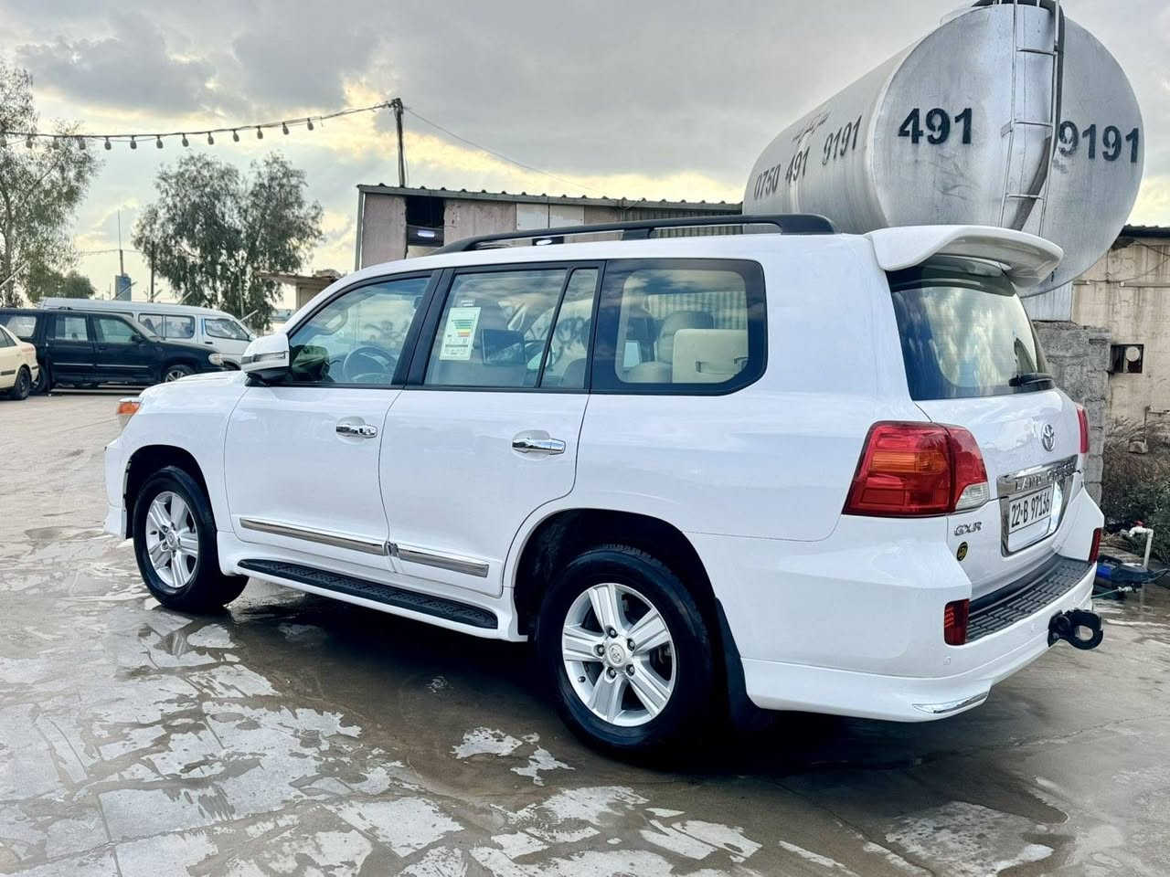 سلاو هاوڕێیان لاندکروزر 2013 gxr v8 قەپات مواسەفات ئاوێنە شەفت برێمی دەرەجە 1 سەیارەکە ڕەقەم و سەنەوی و ژینگە و هەموو شتی نوێیە بێ لێدان بێ سبوخ بێ قەپ و قۆپ و بێ تەحدیل بێ شوخت سەیارەکە هیچ هیچی نیە دەعامی لۆ دەعامی بەشەرت 100 هەزار عەقیقی ڕۆیشتووە سەیارەکە زۆر جوان و خاوێنە *********** أربيل, العراق
