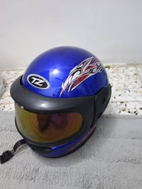 السلام عليگم خوذ ثنين للبيع البيضه اصليه ياباني والثاني تجاري البيضه س...