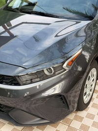 Kia forte 2024 حرة تترقم اي محافضة  الحادث جاملغ جهة اليمين وبنيد وحاف...