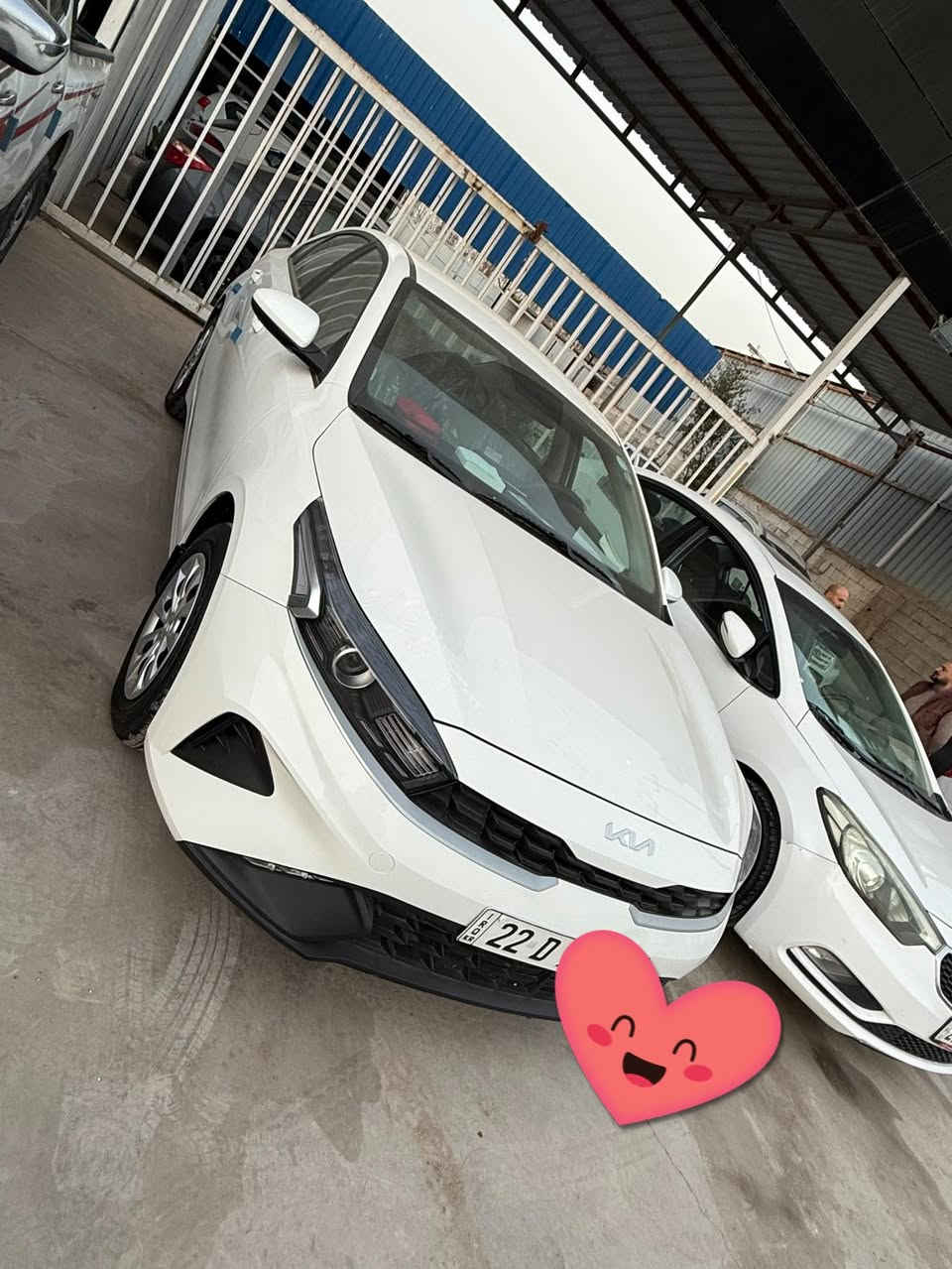 كيا سيراتو
2024
مكينه 2000 مكفوله 
قفل سرعه
بلوجكتر
قطعتين تبريد
واسط العزيزيه
***********
***********
سعر 183 
شاشه كامره داخل لونين
