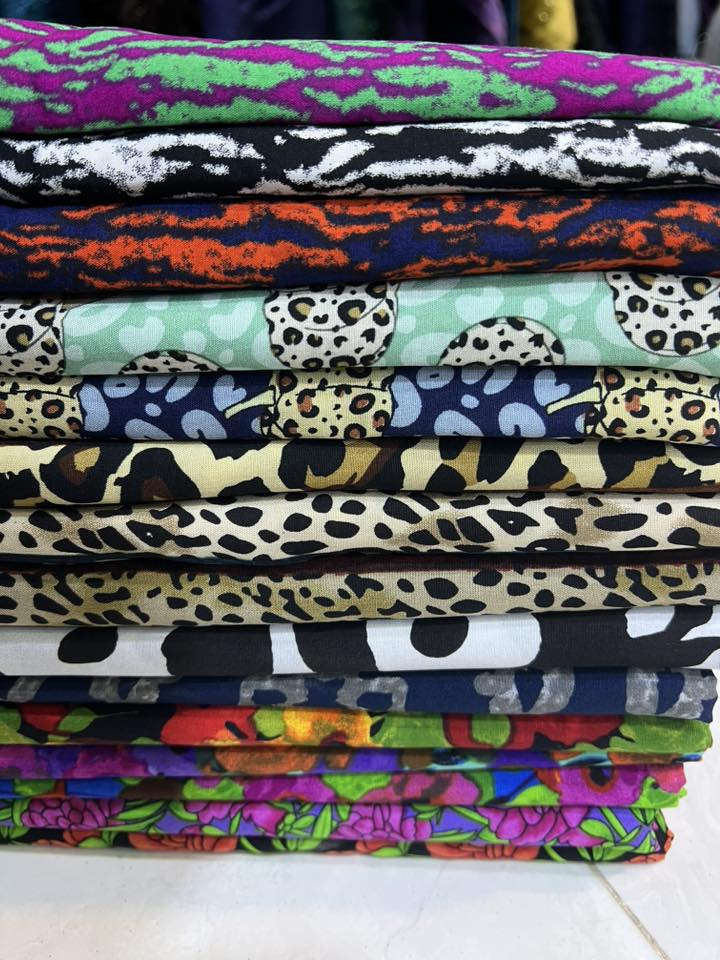 هذه العرض للجمعه 15 / 1
3 قطع ب10
اقوى تنزيلات على مستوى العراق🔥كشمير ايطالي دجتال اصلي
ثلاث قطع ب 10 🔥🔥🔥🔥🔥🔥🔥🔥🔥🔥
القطعه مترين و نص ضبط بدون نقص
متواجدون كل ايام الاسبوع من 3ونص عصر ل11 ليل
عدى الجمعه
 ☎️ *********** واتساب
شارع تولةفروش مقابل معمل النسيج
✨♥️✨مجمع دلسوز البزاز✨♥️✨
