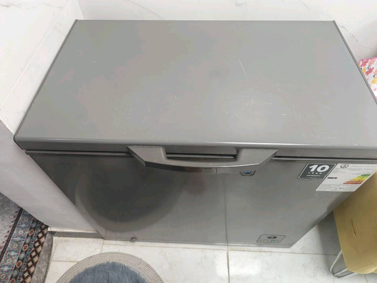 غسالة هاي سينس حجمها16كيلو
مجمدة 10قدم
ثنينهن ب700 