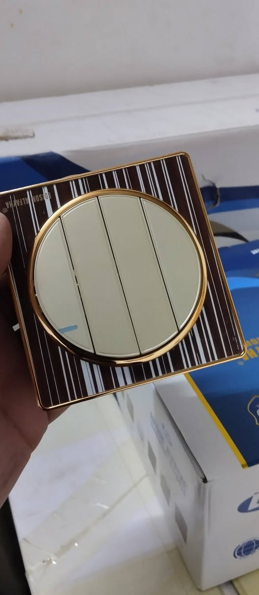 سعر جملة 1000دينار قطعه 
***********
***********
