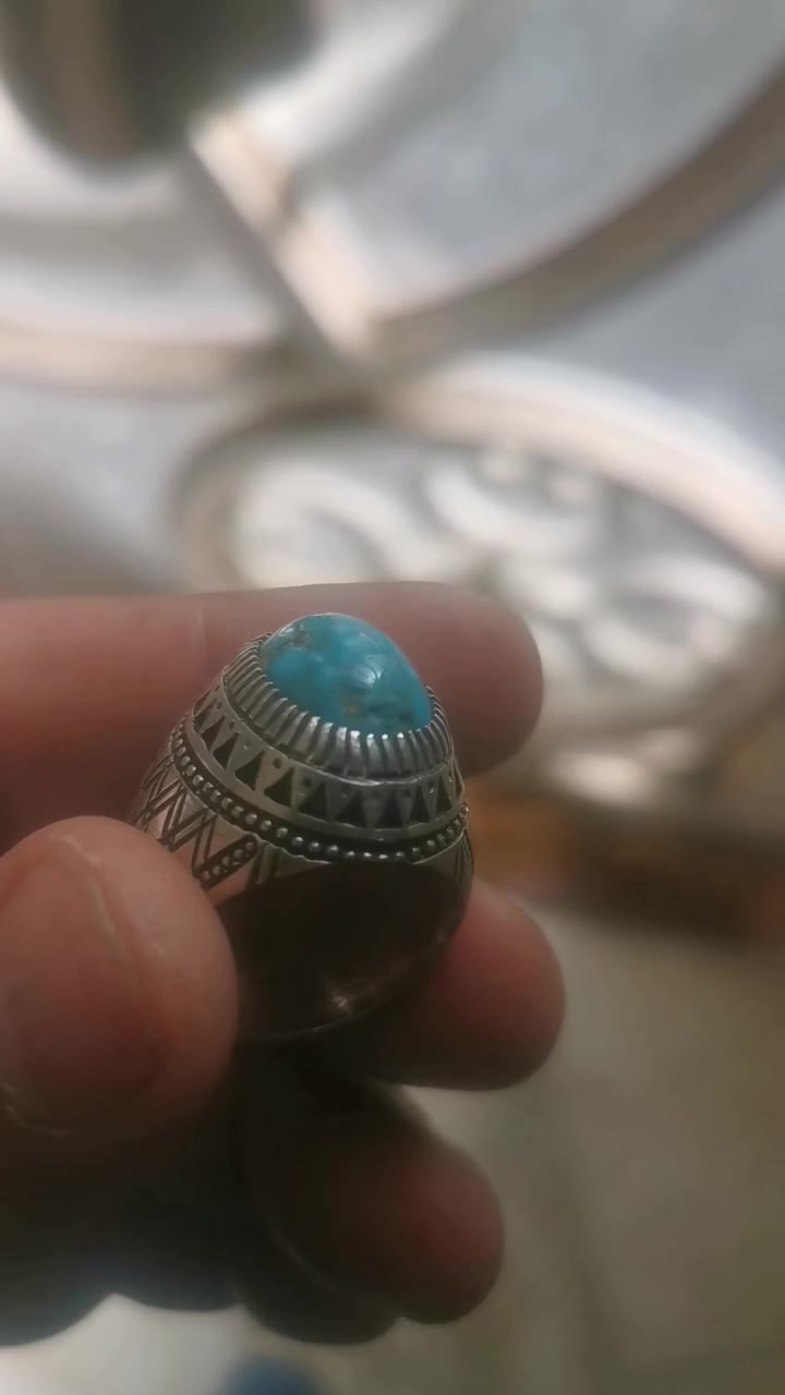 فيروز نيشابوري اصلي وزن الخاتم مع الحجر٣٣ونصف غرام  سعر الغرام ٦ الاف سعر الخاتم كامل ٢٠٠ الف دينار


**إذا كنت صاحب هذا الإعلان وتريد حذفه لأي سبب، رجاءا أرسل رسالة إلى الدعم الفني**