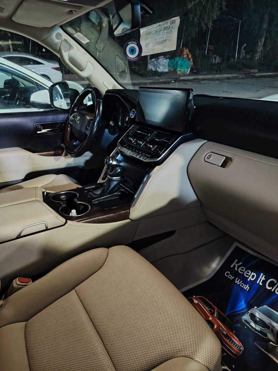 السلام عليكم بيع او مراوس
لاندكروزر 2022 توين تيربو ساز شاشات وتطبيق
خليجية مكفولة كفالة عامة ماشية 46000 رقم بغداد الجديد بأسمي 
العنوان بغداد/ معارض الگريعات 
صاحب السيارة ***********
