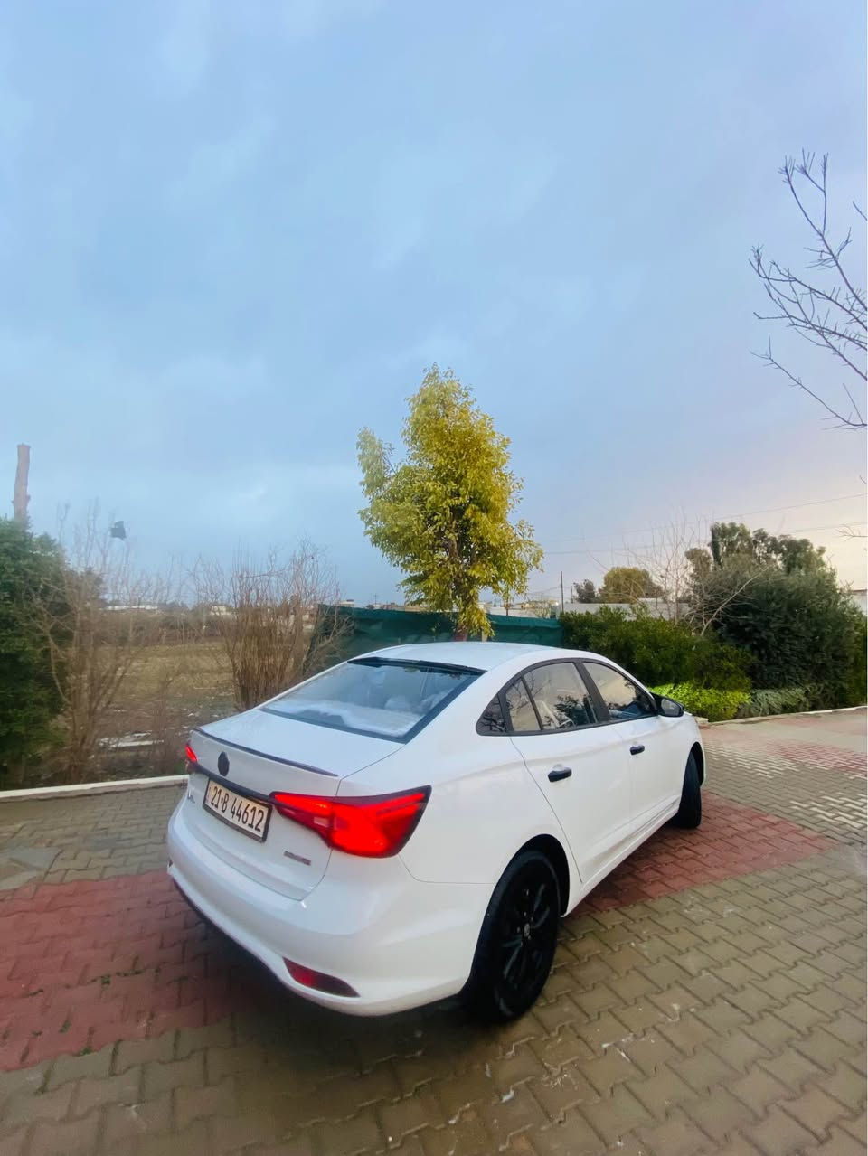 MG5 2024 a standard 
 ام جي 5 ٢٠٢٤ 

مواصفات استاندر 

سياره مرتبة من ناحية الكماليات 

زيرو مال أربيل

مرقم سليمانيه  جديد

بيها بطاقة بانزين 

ماشي ٢٤ الف كم

سياة مكفولة كفالة عامة فقط شبر بارد

عليه منظمومة زينون اصلي

سيارة على وضع الشركة 

مكاني كركوك 

*********** كركوك, العراق
