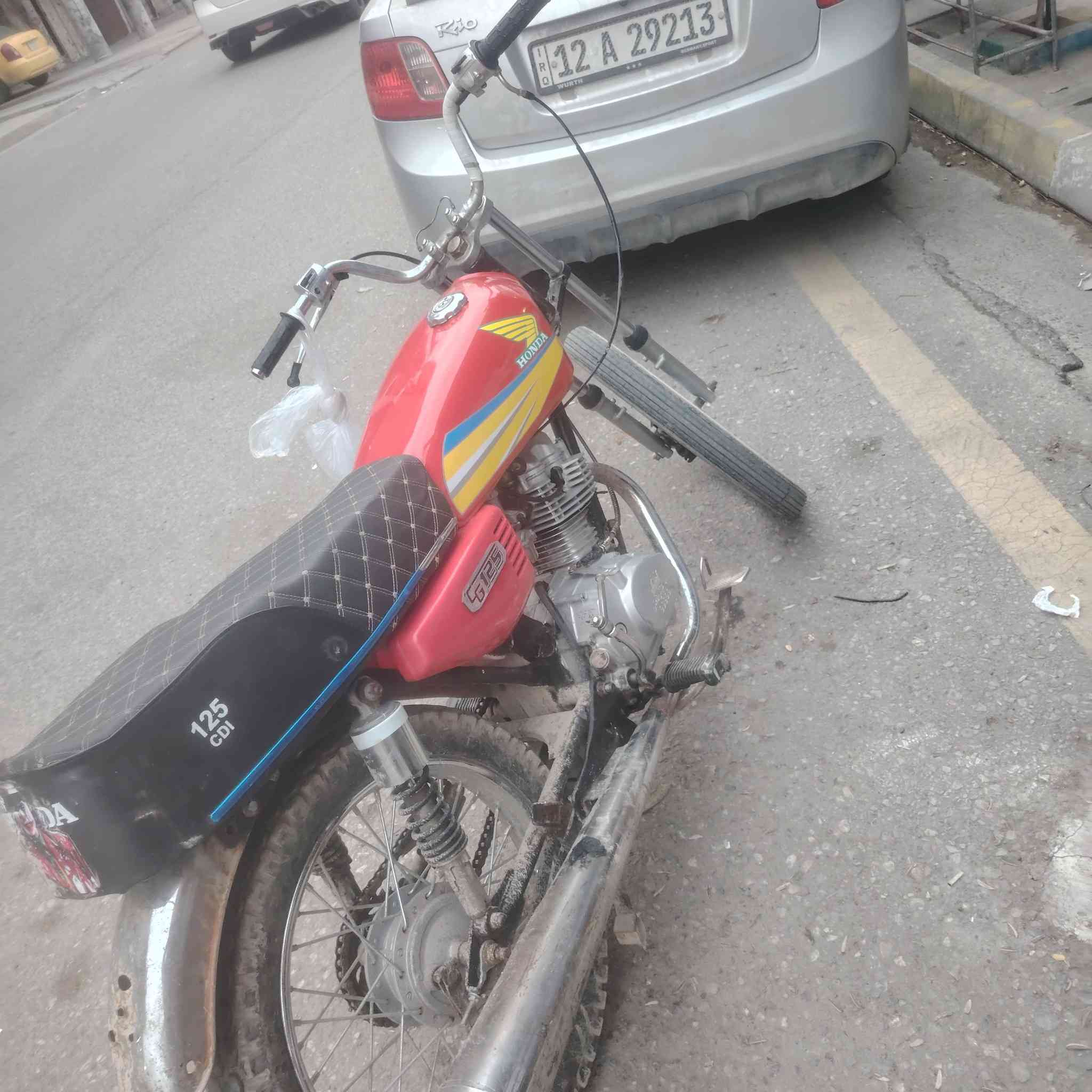 السلام عليكم شباب  ماطور عيتناني 99999 نضيف الدبلات جدد التانكي جديد والكشن جديد كلم الجمعه بدالتم  السعر 270 بي مجال للطيبين


**إذا كنت صاحب هذا الإعلان وتريد حذفه لأي سبب، رجاءا أرسل رسالة إلى الدعم الفني**