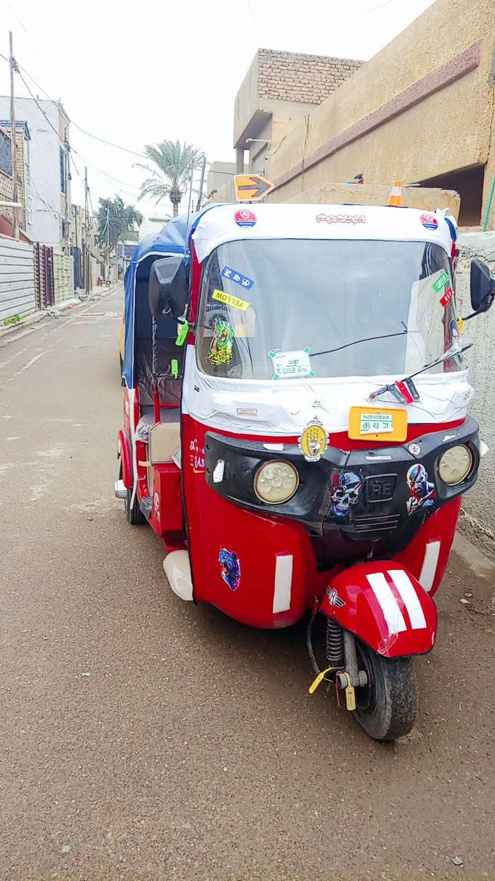 السلام عليكم تكتك موديل 18 مكينه 20بيه تكتك حلوه ونظيفه مكاني بغداد الدوره السعر 4400وبيه مجال الطيبين شي بسيط ***********
