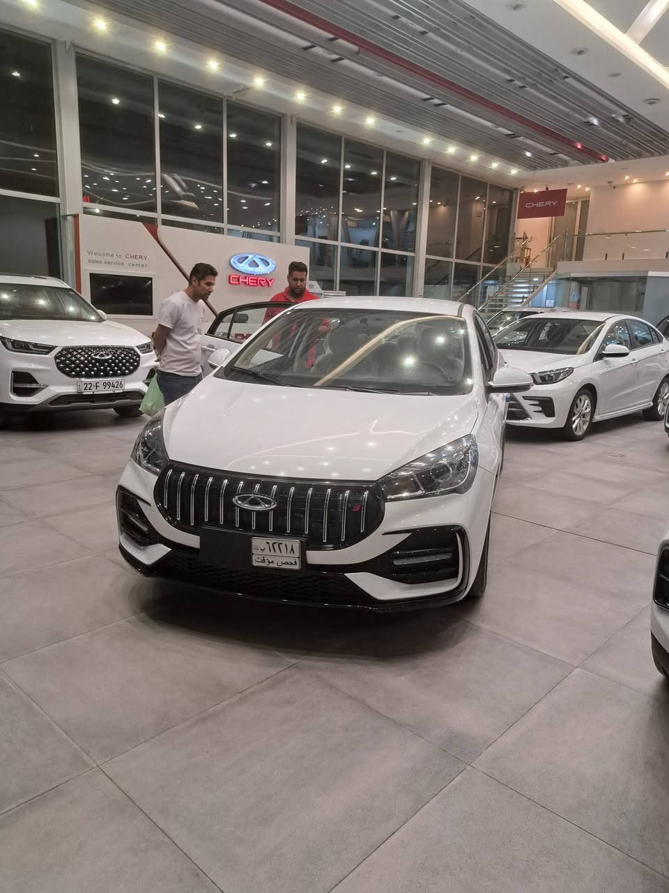 اريزو فايف موديل ٢٥
رقم بغداد مميز البارحه رقمت
ماشيه 1500
غرضها كامله حته الكاعيات بعدهن بل جيس 
دفتر ضمان ٦ سنوات 
السياره وكالة السراب 
كلشي ممفتوح بيها 
للبيع سعرها ١٢٥ 
سعر الشركة 19،300 مليون 
يعني ١٢٩
للبيع او مراوس بي واي دي كن بلاس 
مكاني بغداد حي الجهاد 
***********
